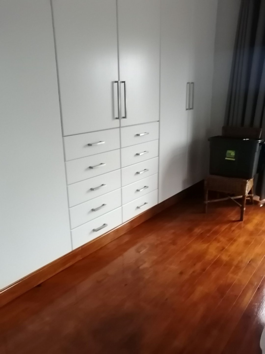 4 Bedroom Property for Sale in Knysna Central Western Cape
